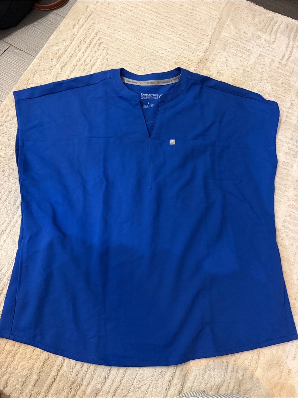 NEW Fabletics Evolve Oversized Scrub Top Royal Blue